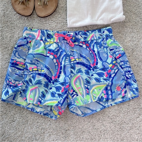 Lilly Pulitzer Run Around Shorts in Blue Peri Pinch - Picture 2 of 5